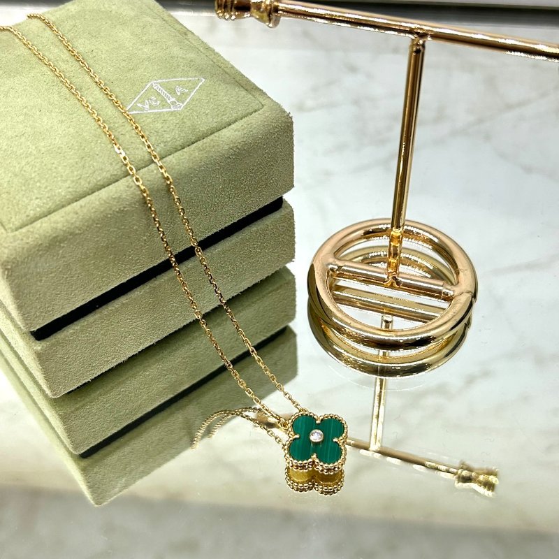 VCA 梵克雅寶 Vintage Alhambra項鍊 18K黃金/孔雀石-2