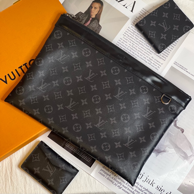 (保留中）LV Discovery pochette  黑老花 手拿包-1