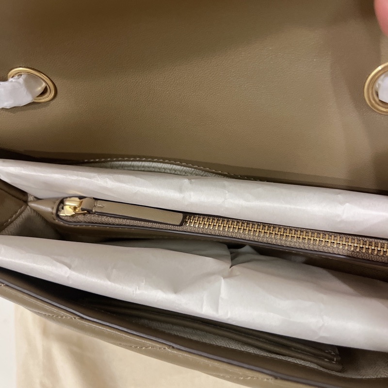 破盤價‼️Tory Burch Kira chevron 大號 斜背肩背包-13