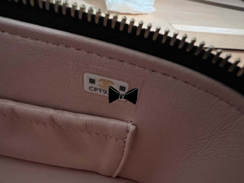 chanel雙層化妝包-6