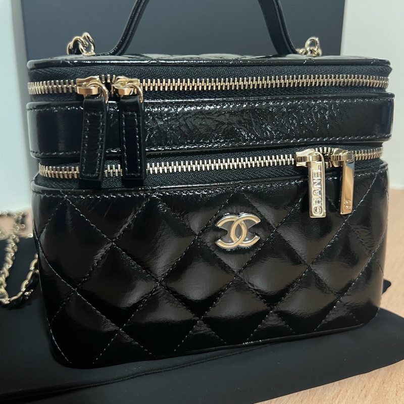 chanel雙層化妝包-7