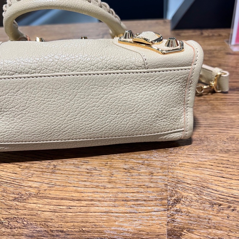 巴黎世家 奶茶色機車包-4