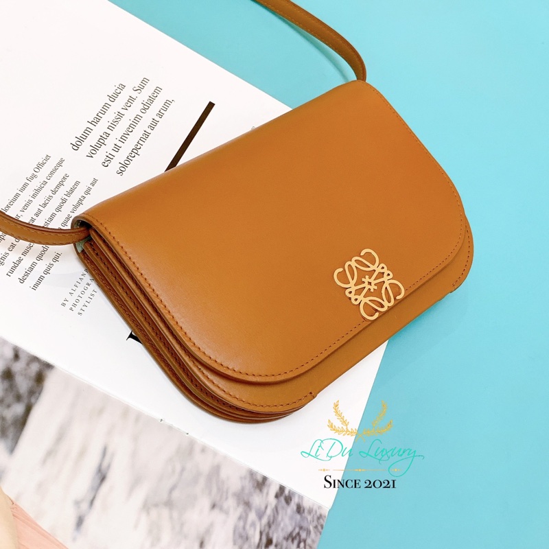 LOEWE GOYA 焦糖拿鐵 風琴包-1