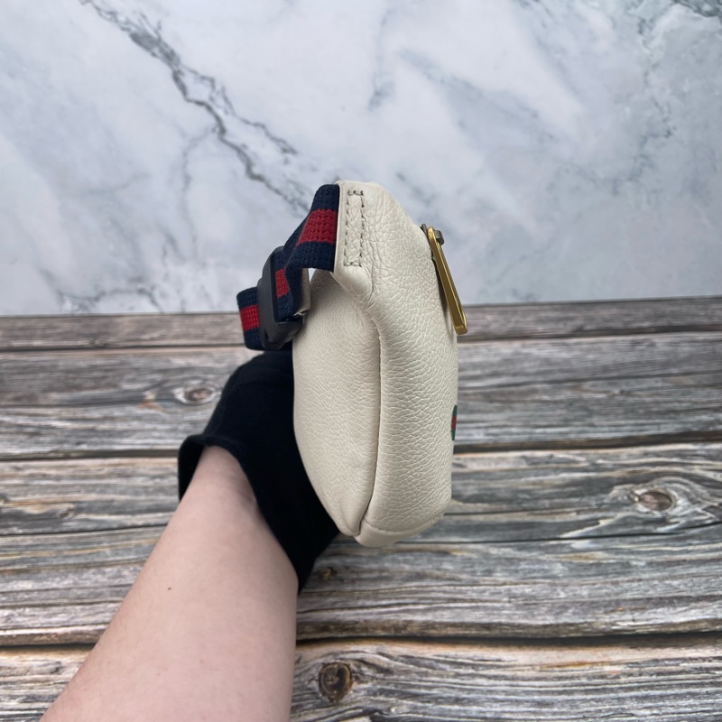 GUCCI 復古風格圖案 小牛皮 #胸口包 / #腰包   小款（白） 長背帶🔥-7