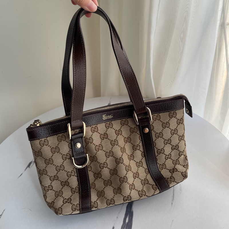 Gucci咖邊緹花肩背包-0