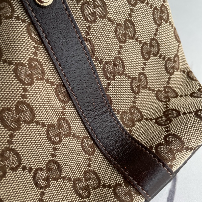 Gucci咖邊緹花肩背包-12