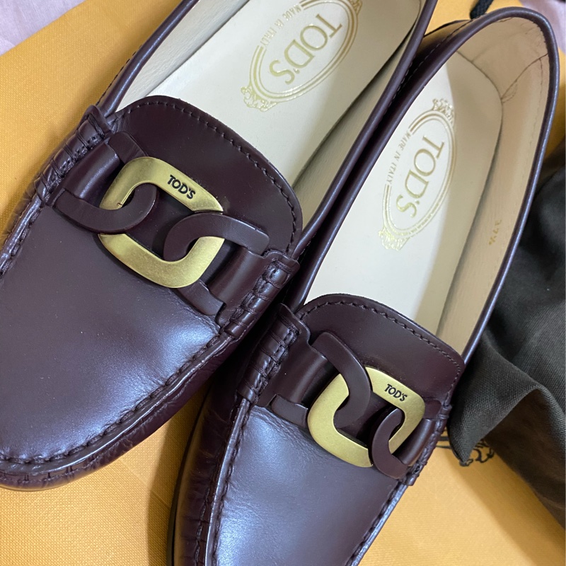 TOD’S Kate系列城市豆豆鞋-暗紅色-10