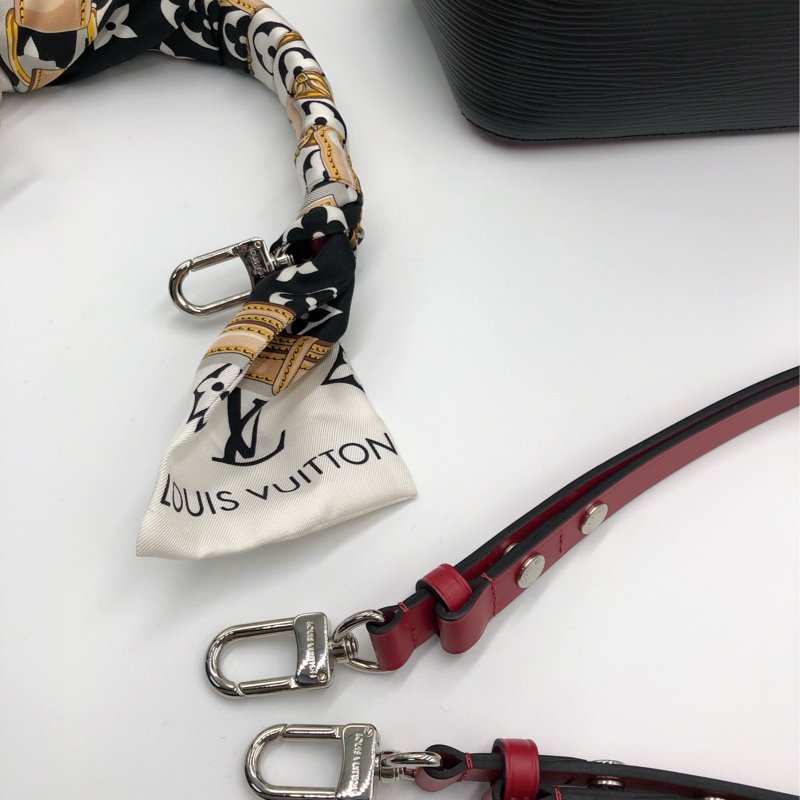 LV Neonoe MM 限定款 + 絲巾綁帶-9
