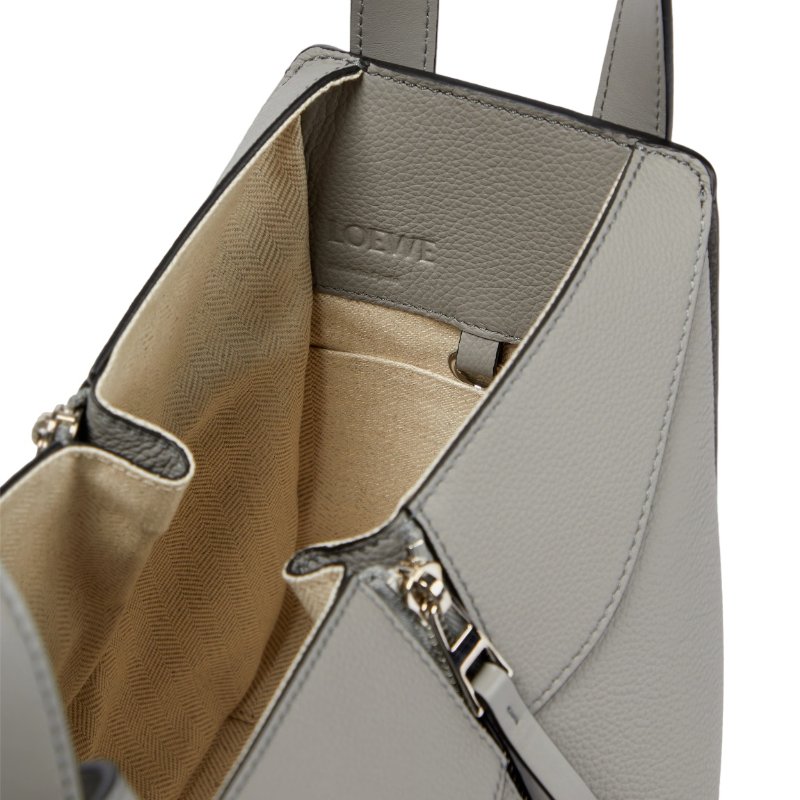 【LOEWE 羅威】Compact Hammock 小型 柔軟粒面小牛皮 吊床包 肩背包 手提包 珍珠灰-1