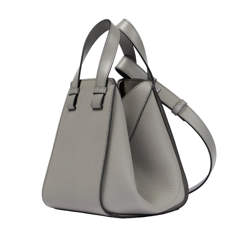 【LOEWE 羅威】Compact Hammock 小型 柔軟粒面小牛皮 吊床包 肩背包 手提包 珍珠灰-2