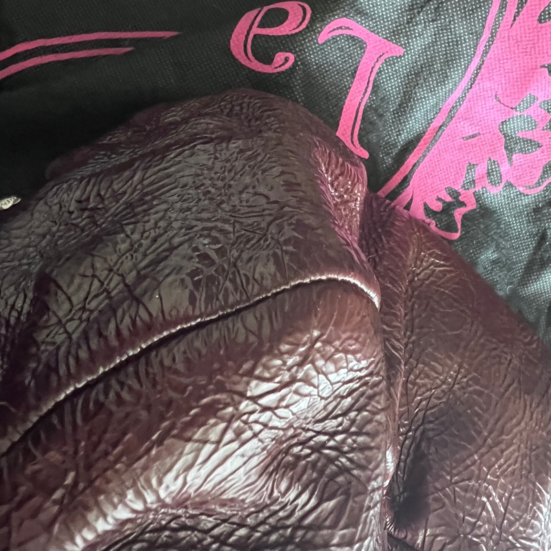 Prada 酒紅色肩背包-8