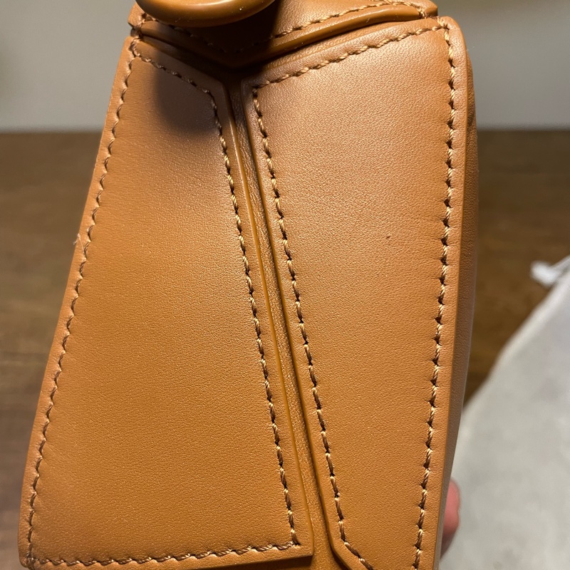 全新小瑕疵出清【LOEWE 羅威】Mini Puzzle 緞面小牛皮 迷你 拼圖包 幾何 拼接包 肩背包 胡桃色-2