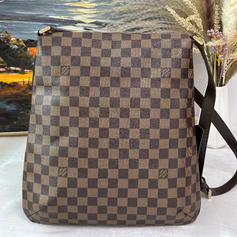 LV 經典棋盤格王菲包-3