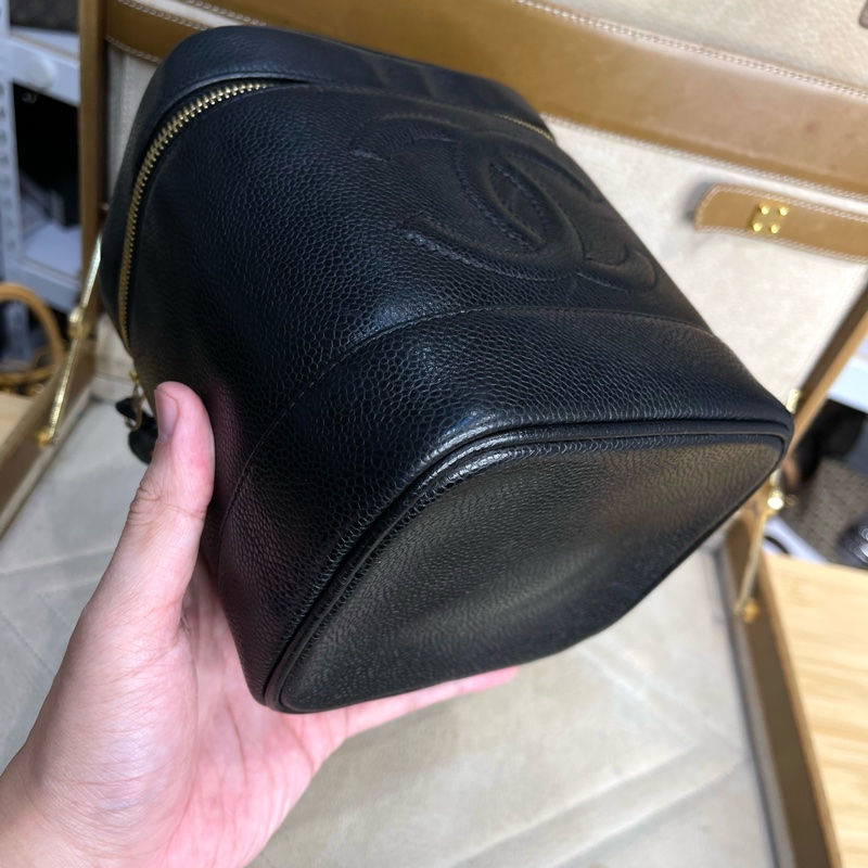 無現貨歡迎預訂📣CHANEL vintage 黑荔枝牛皮經典手提化妝包🎼經典夯款-1