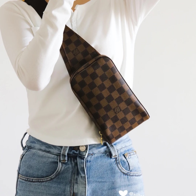 ❗️大降價秒殺價❗️#Lv #vintage #棋盤格 斜背 #胸口包 #腰包 #胸包-9
