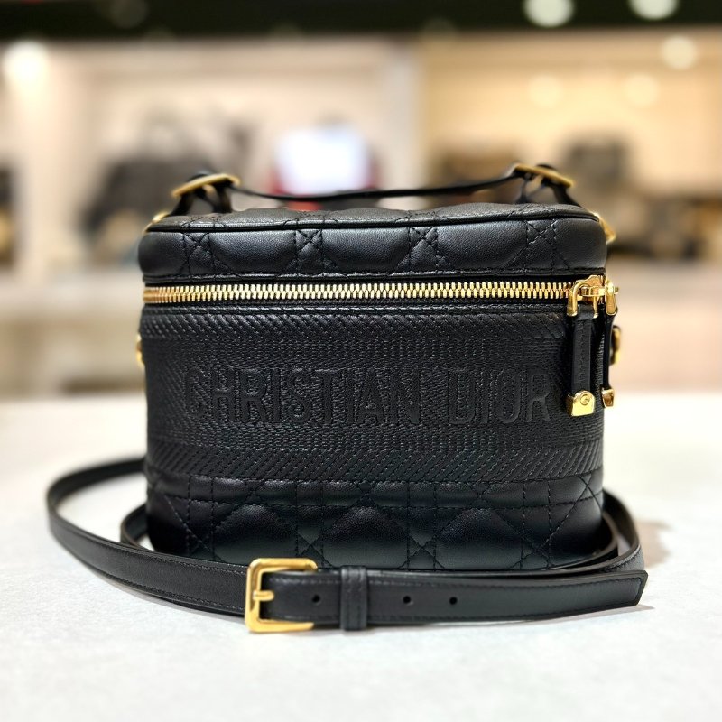 DIOR 小碼 DIORTRAVEL 化妝袋 黑色羊皮經典藤格紋小化妝兩用包-0