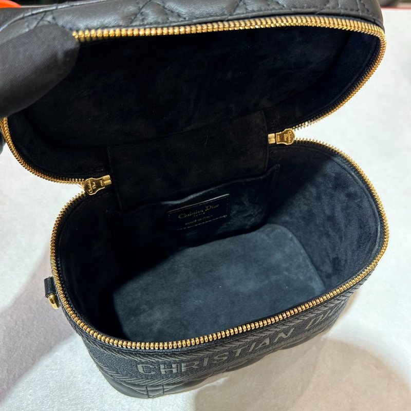 DIOR 小碼 DIORTRAVEL 化妝袋 黑色羊皮經典藤格紋小化妝兩用包-5