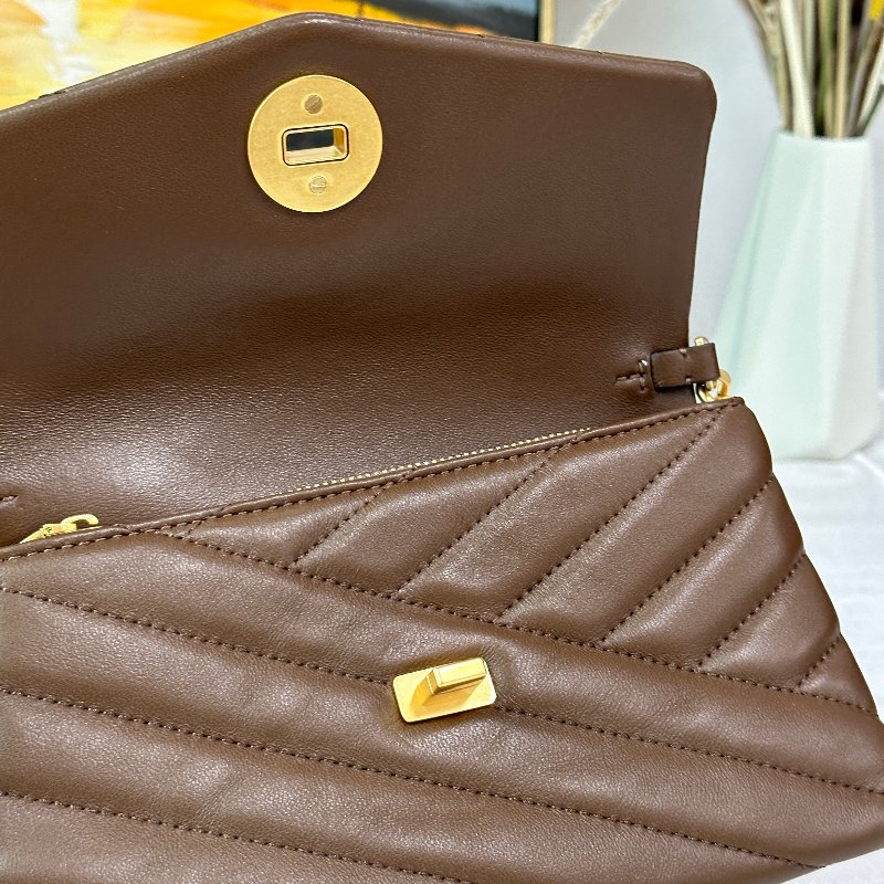 (極新)TORY BURCH 咖啡色真皮woc鏈包-12
