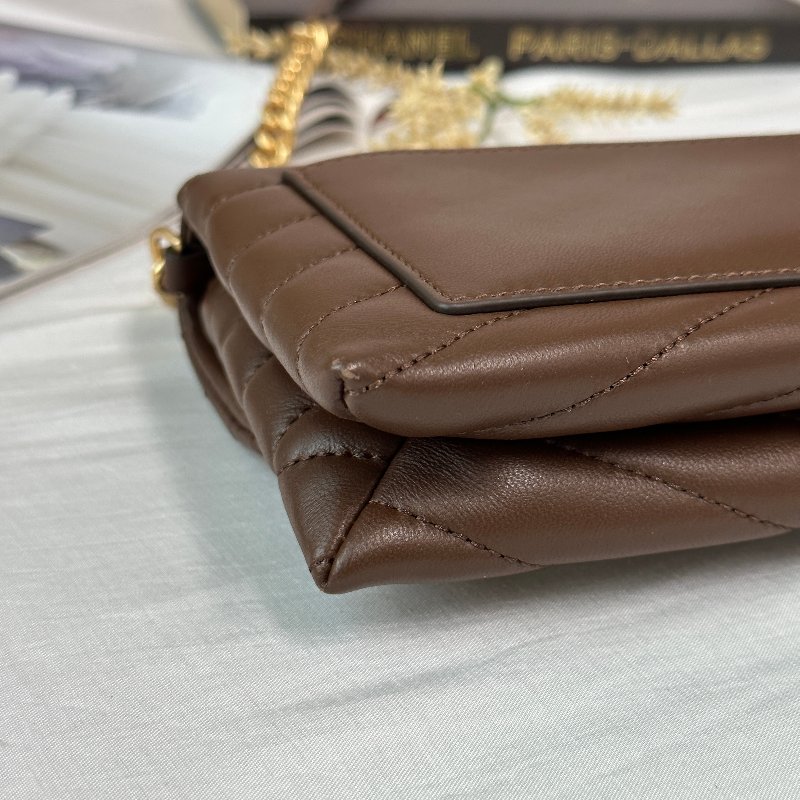 (極新)TORY BURCH 咖啡色真皮woc鏈包-19