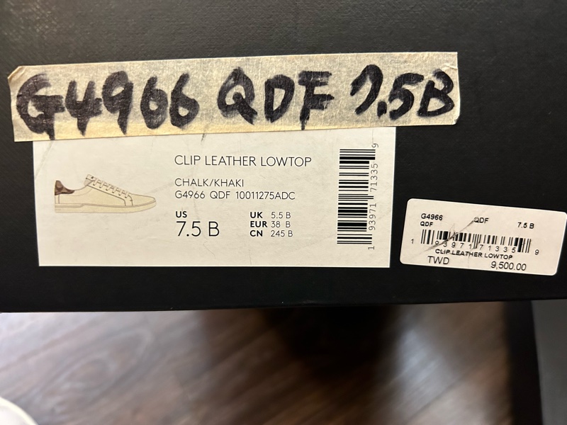 coach米白色小白鞋原價9500-12