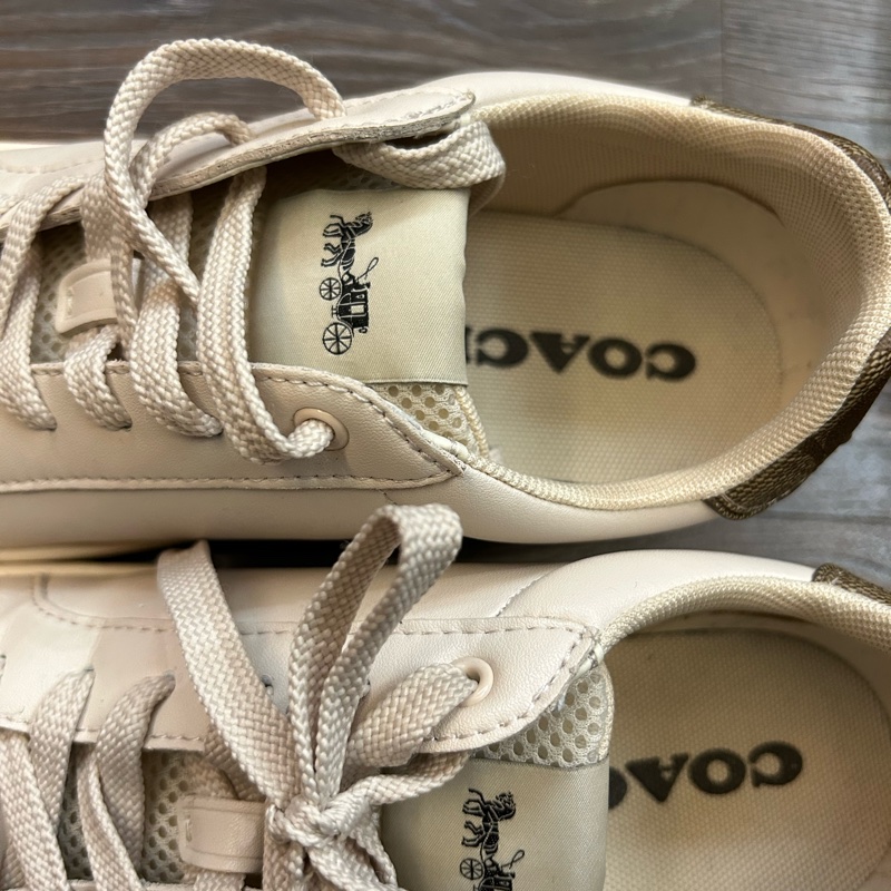 coach米白色小白鞋原價9500-15