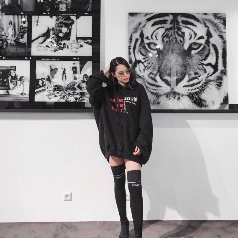 出清【VETEMENTS】 REEBOK 聯名 過膝襪 膝上襪 棉襪 襪子 黑色 尺寸S-1