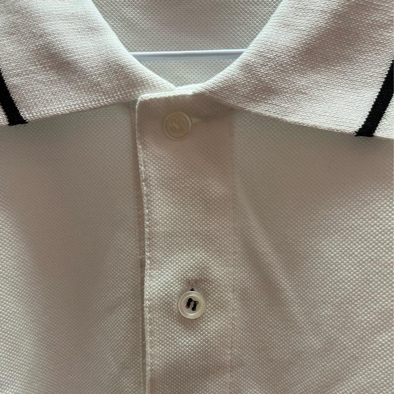 清衣櫃（現貨）Dior全新白色蜜蜂刺繡短袖Polo衫 黑色滾邊 義大利製造-2