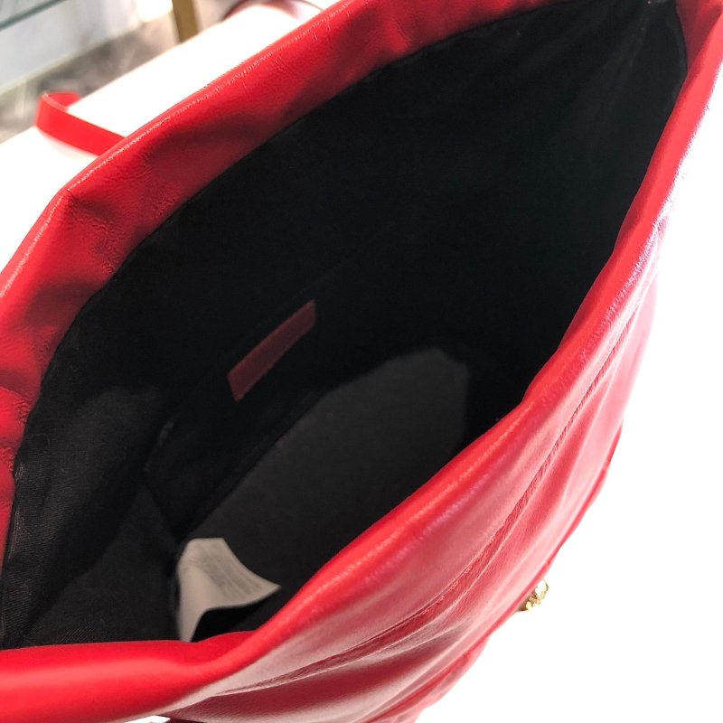 VERSACE 凡賽斯 牛皮菱紋水桶包 紅色 展示商品-4