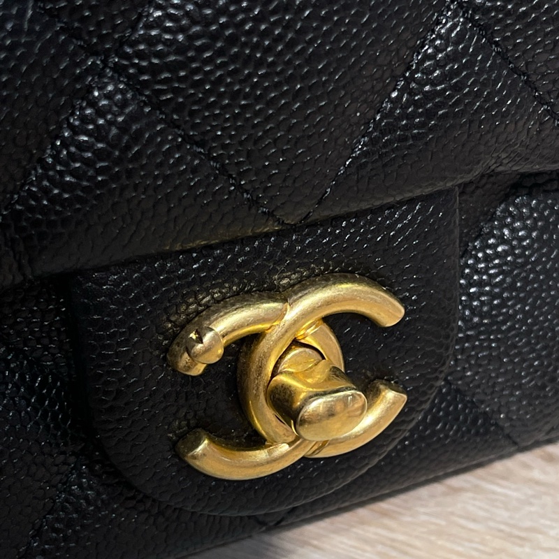 Chanel 愛心釦 19 小方胖-3