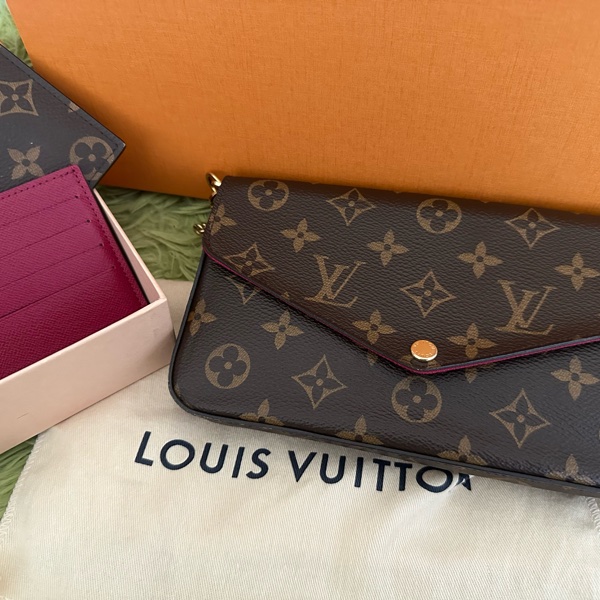 LV三合一信封鏈條包 肩背包-0