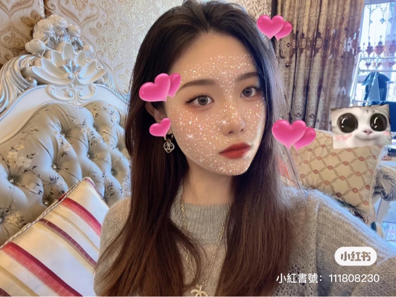 Chanel  香奈兒 22P  鏤空愛心垂吊耳針耳環  淡金色-2