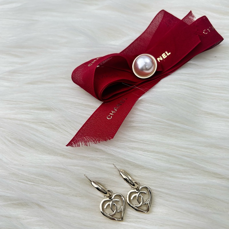 Chanel  香奈兒 22P  鏤空愛心垂吊耳針耳環  淡金色-5