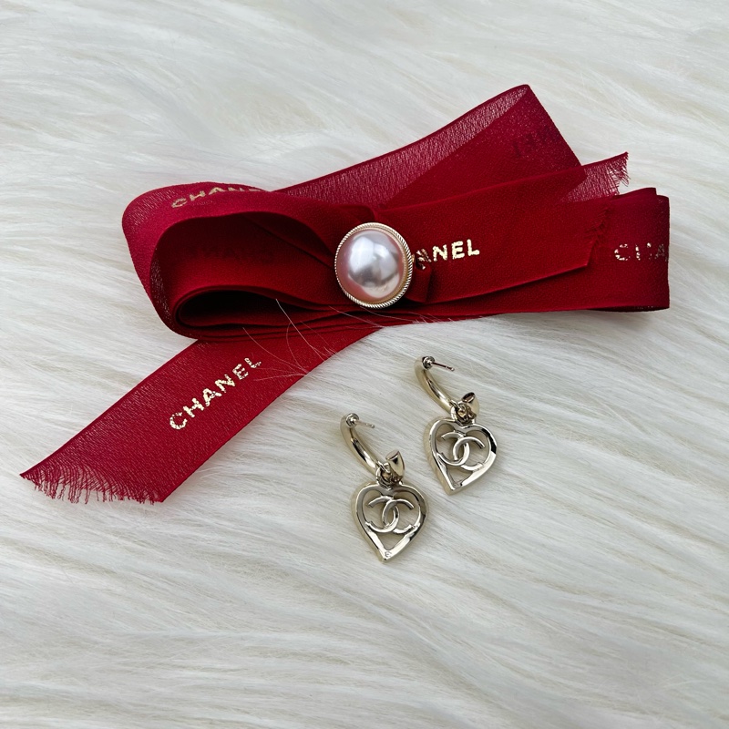 Chanel  香奈兒 22P  鏤空愛心垂吊耳針耳環  淡金色-6