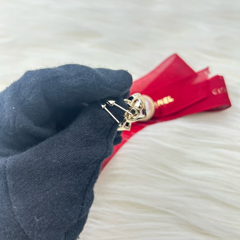 Chanel  香奈兒 22P  鏤空愛心垂吊耳針耳環  淡金色-7