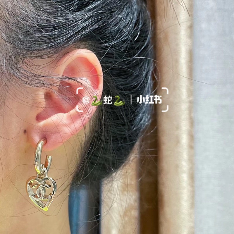Chanel  香奈兒 22P  鏤空愛心垂吊耳針耳環  淡金色-18