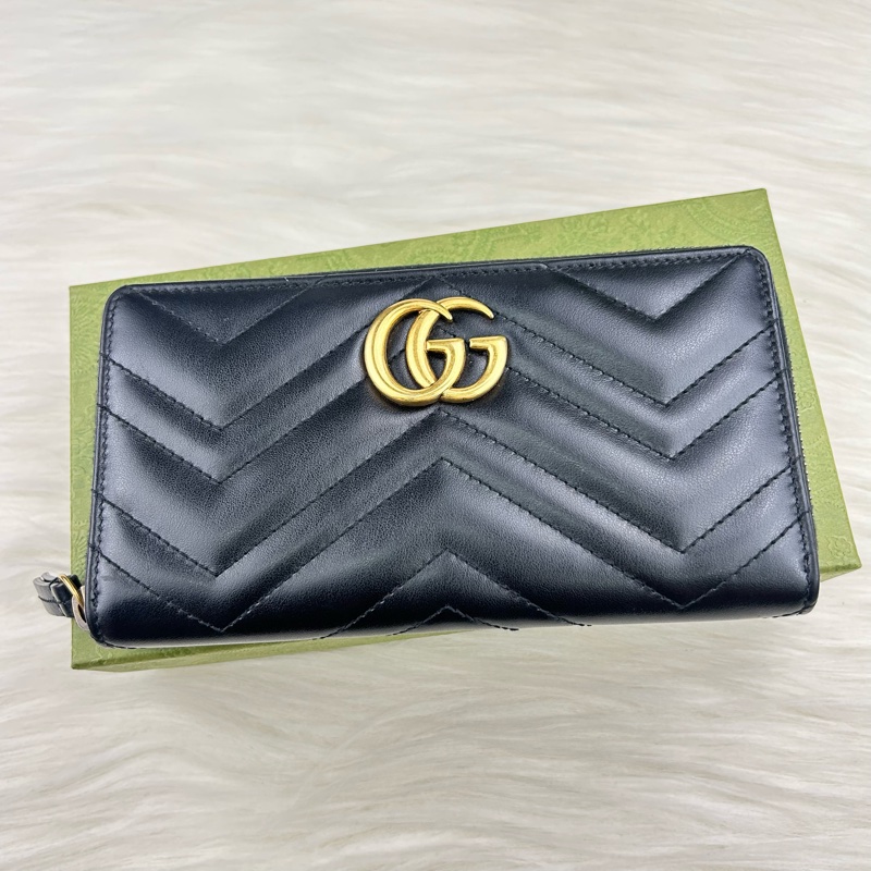 GUCCI GG Marmont系列仿舊金色雙G LOGO牛皮山形紋拉鍊長夾(黑色/443123)-1