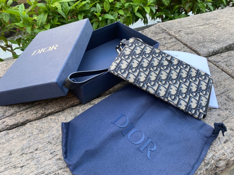 近新DIOR黑色老花logo拉鍊L型手拿長夾手拿包-4