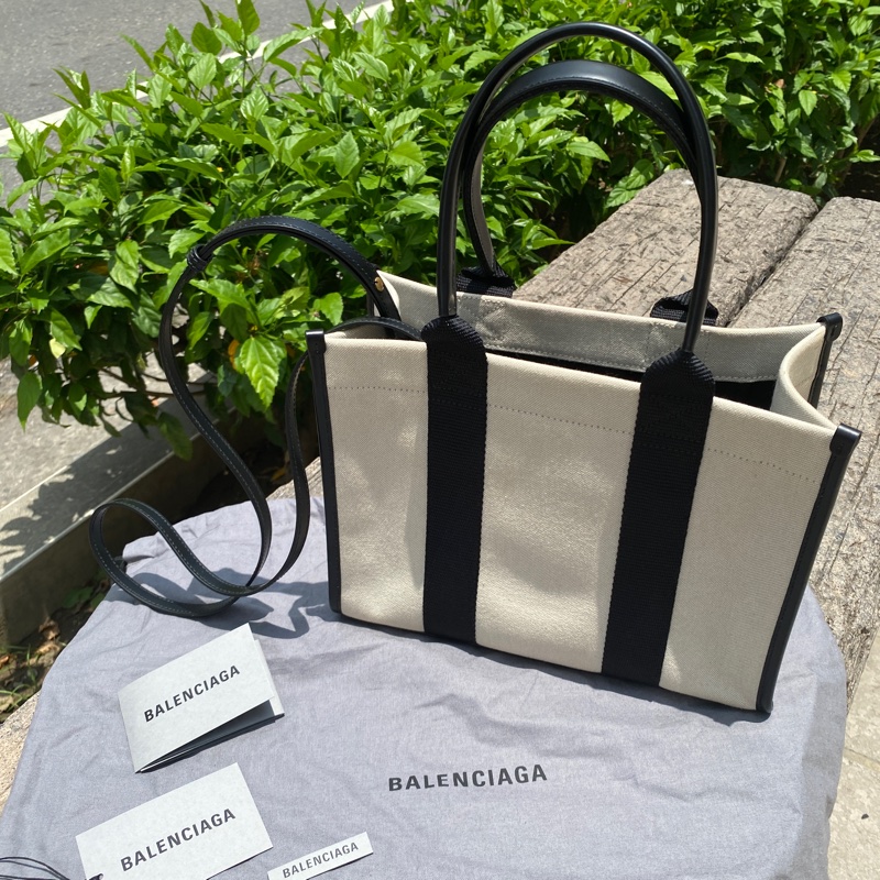 近新Balenciaga巴黎世家帆布黑白拼色托特包 671402-1