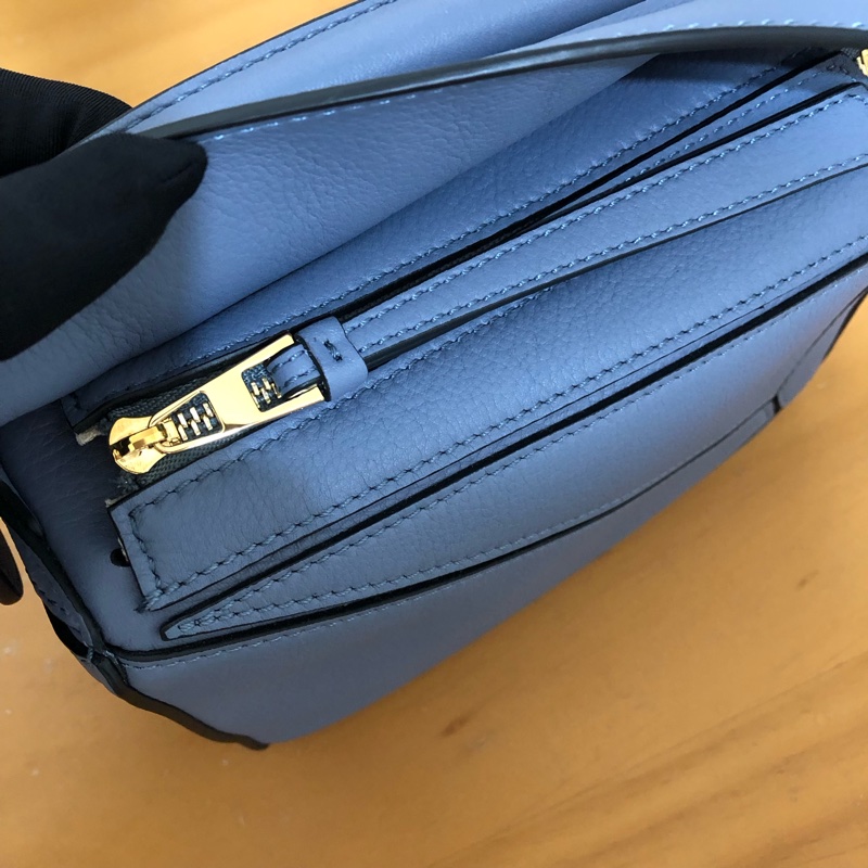 全新Loewe mini puzzle 大西洋藍 霧霾藍 絕版經典款-13