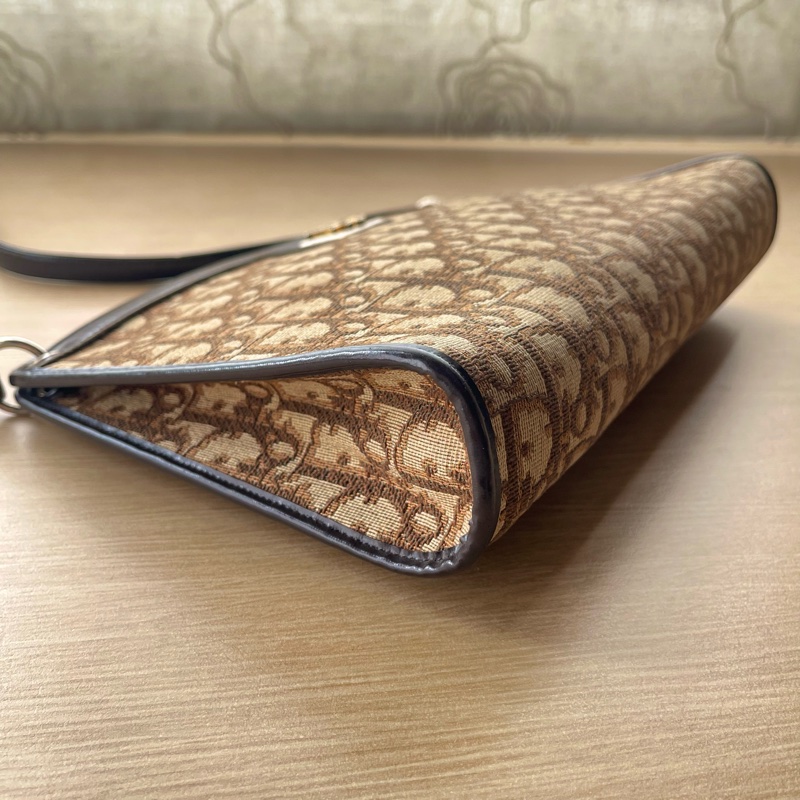 Christian Dior經典提花Logo老花包-11