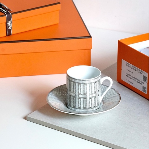 Hermès  24 platinum coffee cup and saucer愛馬仕咖啡杯組 瓷器