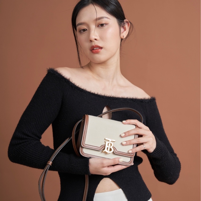 Burberry Tb Bag 帆布款-0