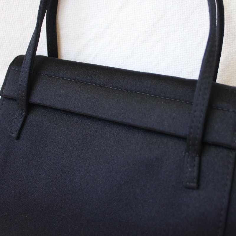 /庫存新品/ Gucci vintage黑色緞面古董晚宴包-3