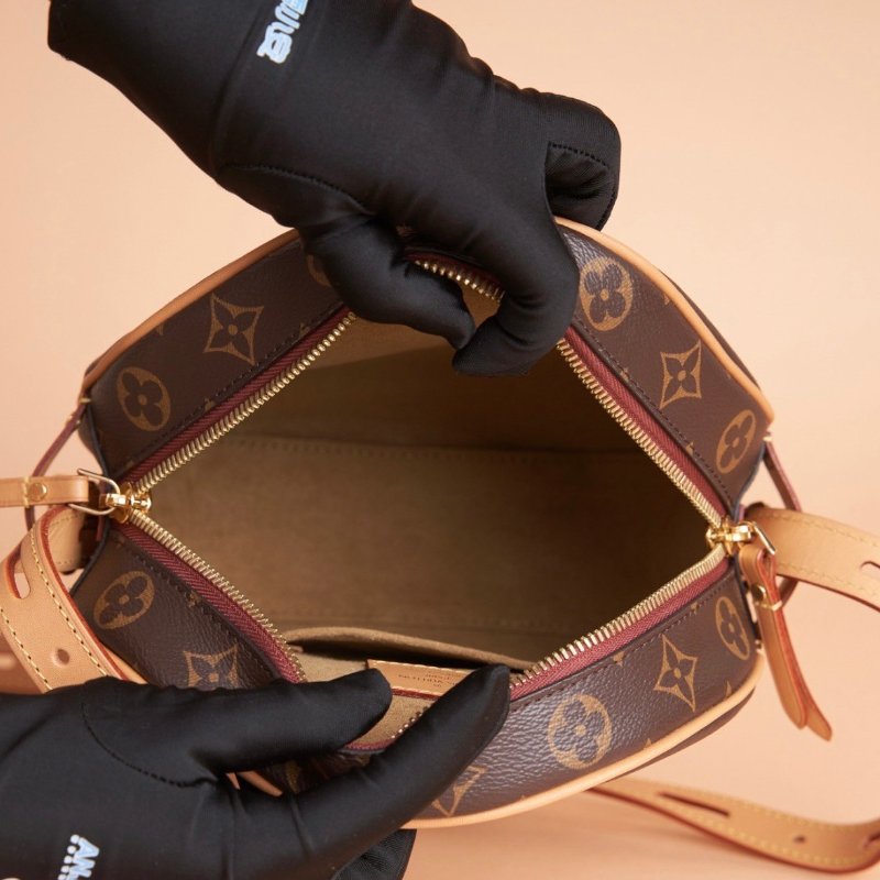 LV Boîte Chapeau Souple MM 圓餅包 老花款-6