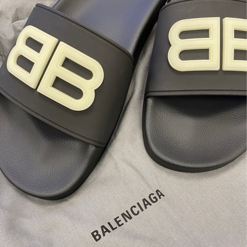 Balenciaga巴黎世家logo拖鞋-發光限定版-2