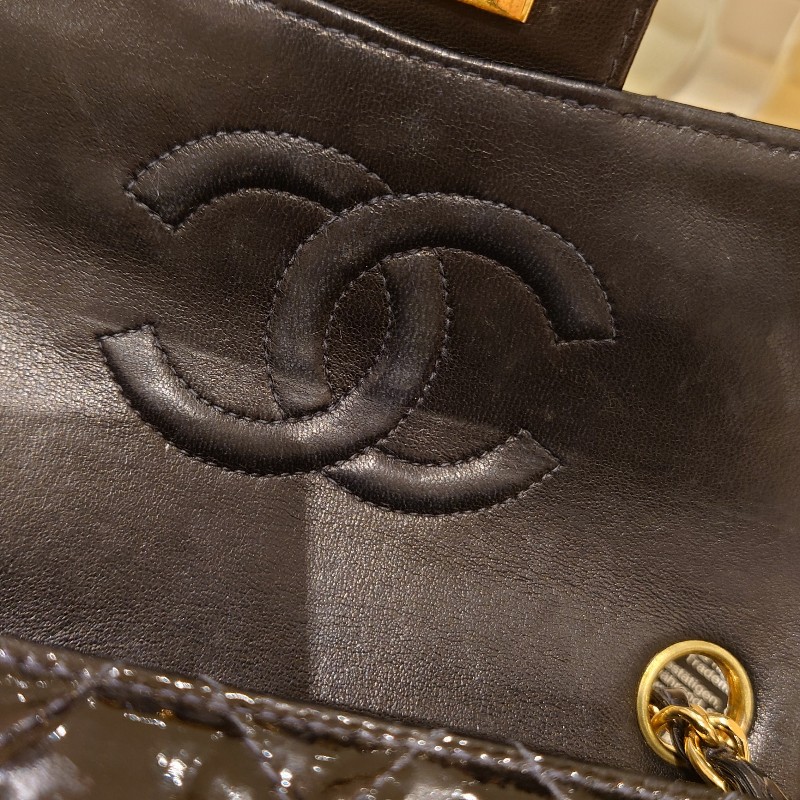 Chanel 漆皮小方胖-1
