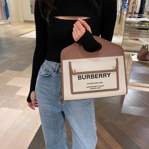 Burberry 80317461 迷你雙色調帆布拼皮革 Pocket 包 自然色/麥芽棕色