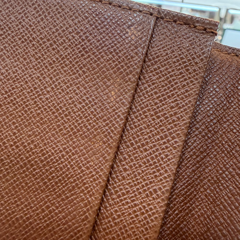 Louis Vuitton M60825原花焦糖內裡對開6卡長夾-16