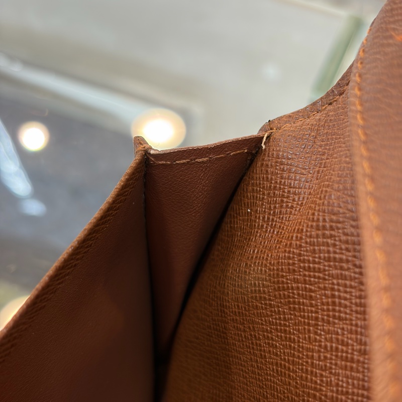 Louis Vuitton M60825原花焦糖內裡對開6卡長夾-28