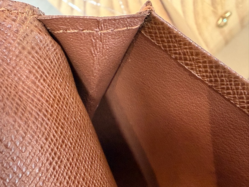 Louis Vuitton M60825原花焦糖內裡對開6卡長夾-31